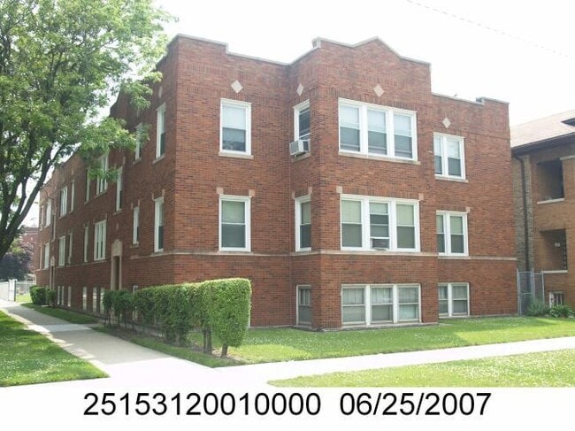 property at 10801 S Indiana Ave