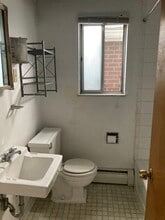 50 Maplewood St, Unit 2 in Pittsburgh, PA - Building Photo - Building Photo