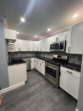 1924 E Genesee St, Unit 2 in Syracuse, NY - Building Photo - Building Photo