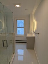 91 Wallingford Rd, Unit 3 in Boston, MA - Building Photo - Building Photo