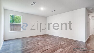 9836 Lanewell St in Houston, TX - Building Photo - Building Photo