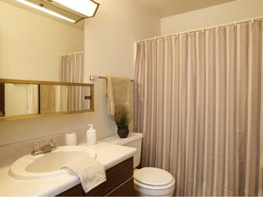 Blair Ridge in Cedar Rapids, IA - Building Photo - Building Photo