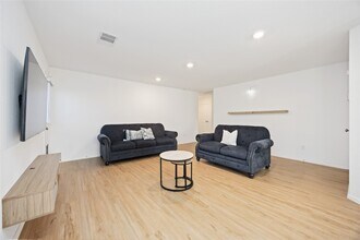 5031 Hurston Pk Trl in Rosharon, TX - Building Photo - Building Photo