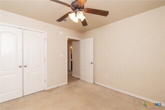 305 Hedy Dr in Killeen, TX - Building Photo - Building Photo