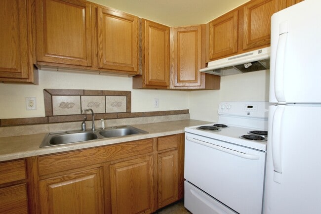 3704 S Gunnison St in Tacoma, WA - Building Photo - Building Photo