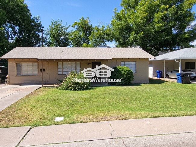 property at 1341 E Hall St