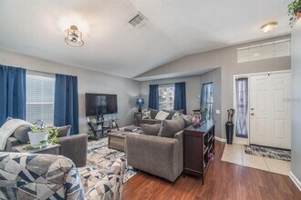 11525 Misty Isle Ln in Riverview, FL - Building Photo - Building Photo