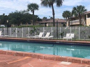 922 Twin Lakes Dr-Unit -922 in Coral Springs, FL - Building Photo - Building Photo
