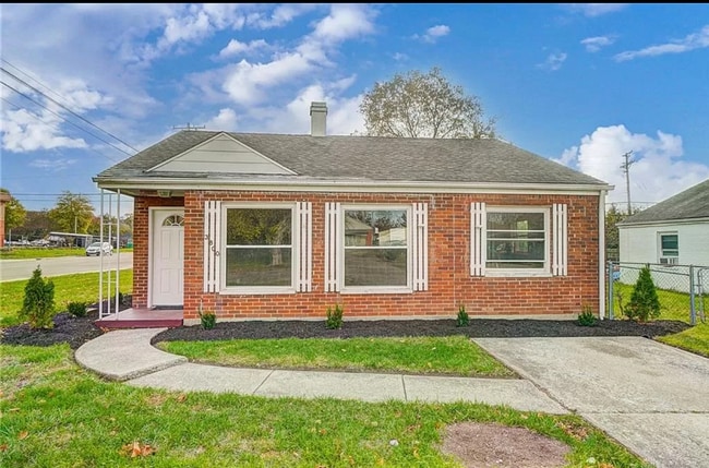3800 Fulton Ave