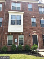 13411 Deer Highlands Way in Silver Spring, MD - Building Photo