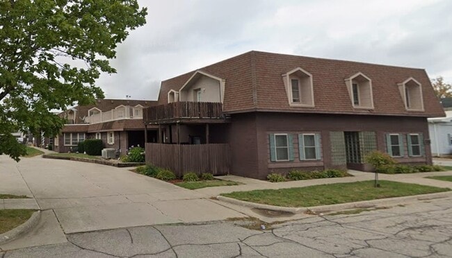 425 McClellan St, Unit 11