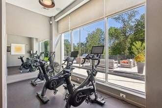 The Halden in White Plains, NY - Foto de edificio - Building Photo