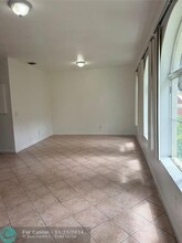 1316 N Santa Catalina Cir in North Lauderdale, FL - Building Photo - Building Photo