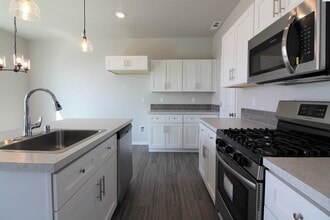 5410 Remington Dr in Pasco, WA - Building Photo - Building Photo
