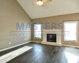 819 Little Creek Dr in Perrysburg, OH - Building Photo - Building Photo