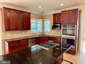 14810 Ashby Oak Ct in Haymarket, VA - Building Photo - Building Photo