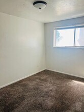 147 2575 n - C in Sunset, UT - Building Photo - Building Photo