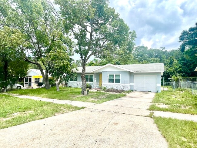 property at 1813 Grimke Ave