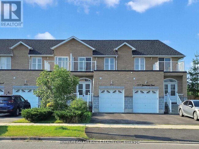 1561 Greenmount St in Pickering, ON - Building Photo - Building Photo