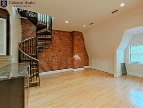 1203 Beacon St, Unit 5 in Brookline, MA - Building Photo - Building Photo