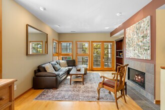 2537 NW Upshur St in Portland, OR - Foto de edificio - Building Photo