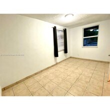 4307 SW 9th St in Miami, FL - Building Photo - Building Photo