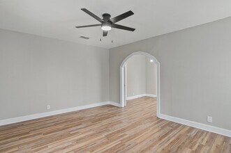 653 College St in Shreveport, LA - Building Photo - Building Photo