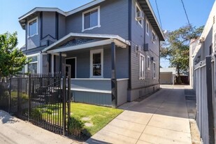 Student Housing Near USC Univ Southern Calif Apartments