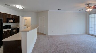 Red Mill Landing Apartment Homes in Virginia Beach, VA - Building Photo