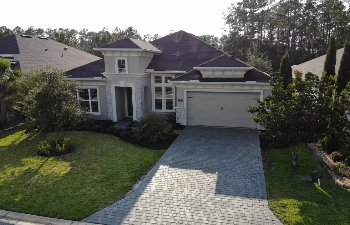 211 Heatherwood Ct in Ormond Beach, FL - Building Photo
