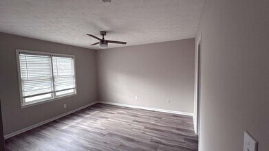 136 Hudson Bridge Terrace in Stockbridge, GA - Building Photo - Building Photo