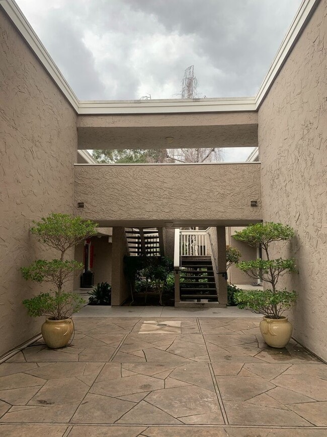 property at 675 Sharon Park Dr