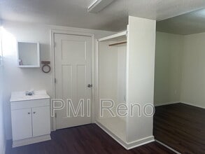 923 W 2nd St in Reno, NV - Building Photo - Building Photo