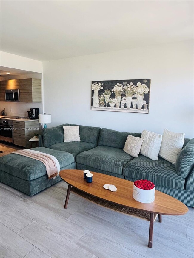 property at 121 NE 34th St