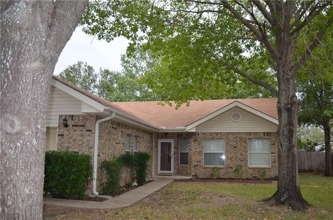 property at 1803 Sunset Dr