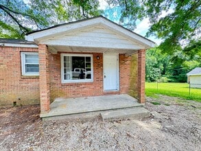 1121 Shady Cir in Kannapolis, NC - Building Photo - Building Photo