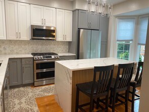 3004 Fallswood Glen Ct in Falls Church, VA - Building Photo - Building Photo