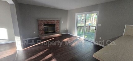 412 Lakeside Dr in East Stroudsburg, PA - Building Photo - Building Photo