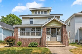 220 Valley Ave SW in Grand Rapids, MI - Building Photo - Building Photo