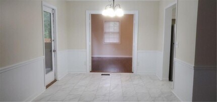 4473 Marjorie Rd SW in Snellville, GA - Building Photo - Building Photo