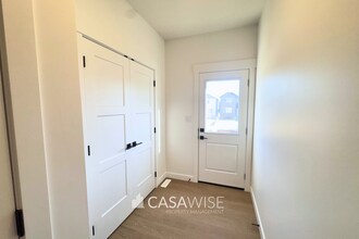 9339-9222 222 St NW in Edmonton, AB - Building Photo - Building Photo