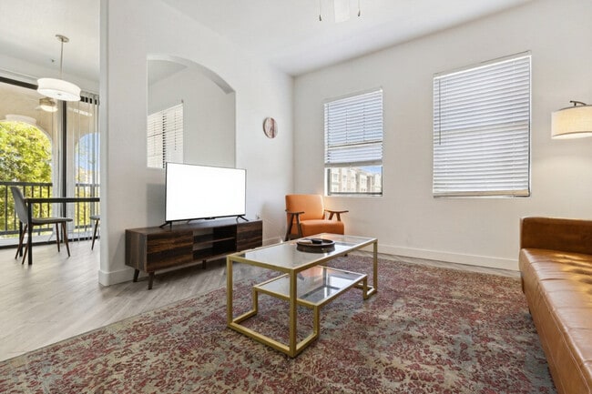 9450 W Cabela Dr in Glendale, AZ - Foto de edificio - Building Photo