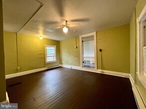 304 W German St-Unit -200 in Shepherdstown, WV - Building Photo - Building Photo