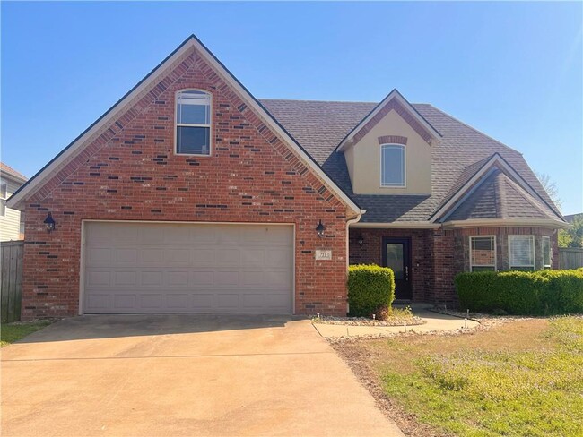 property at 711 Saddlehorn Dr