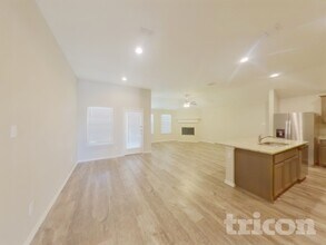 2565 Hadley St in Weatherford, TX - Building Photo - Building Photo