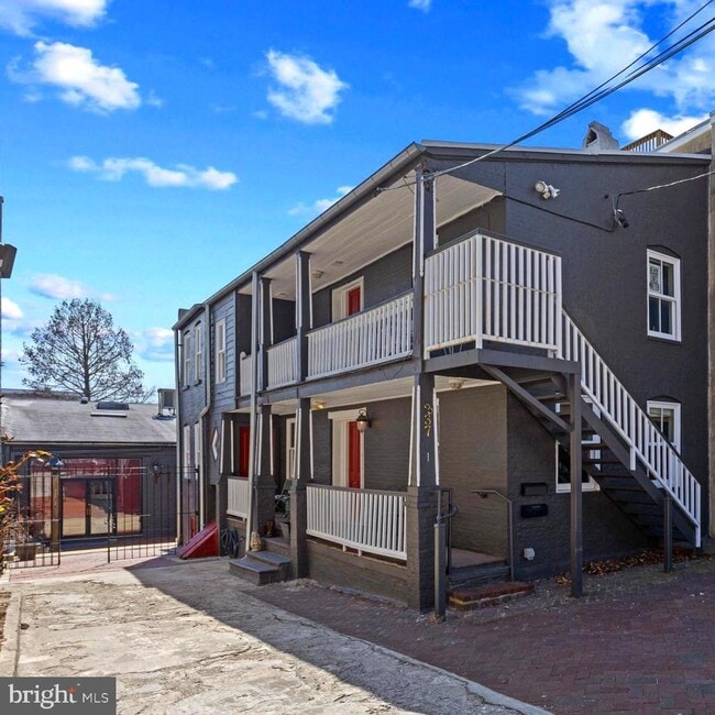 property at 337 E Hamburg St