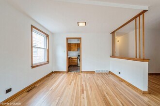 339 Sherman Ave in Evanston, IL - Building Photo - Building Photo