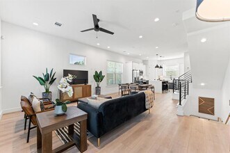 808 Curtin St in Houston, TX - Building Photo - Building Photo