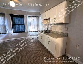 3713 Daisy Ave in Cleveland, OH - Building Photo - Building Photo