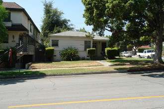 639 E Angeleno Ave in Burbank, CA - Building Photo - Building Photo